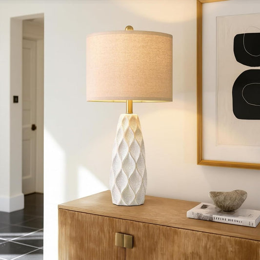 Charlotte – Elegante Keramik-Tischlampe mit strukturiertem Fuß